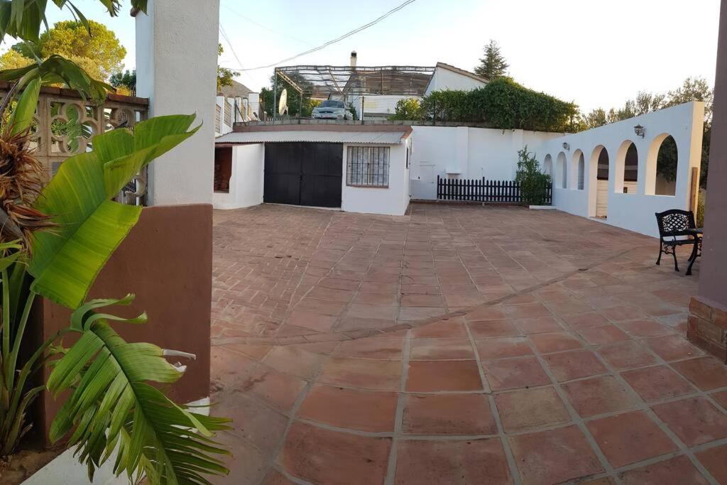 Preciosa Villa Con Gran Piscina Y Fabulosas Vistas Alhaurin de la Torre Exterior photo
